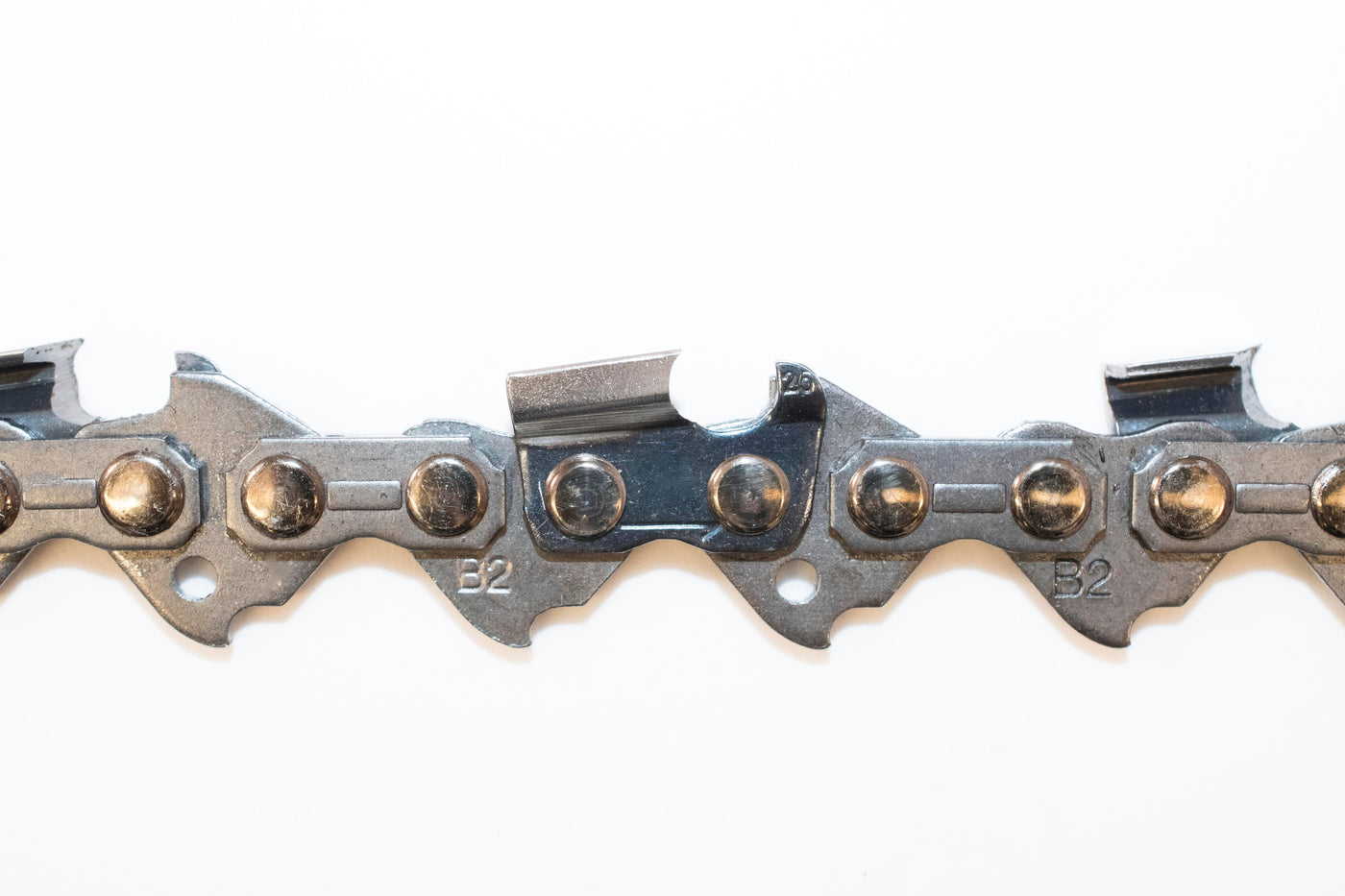 Chainsaw Chain Sharpening: DIY Guide vs Professional