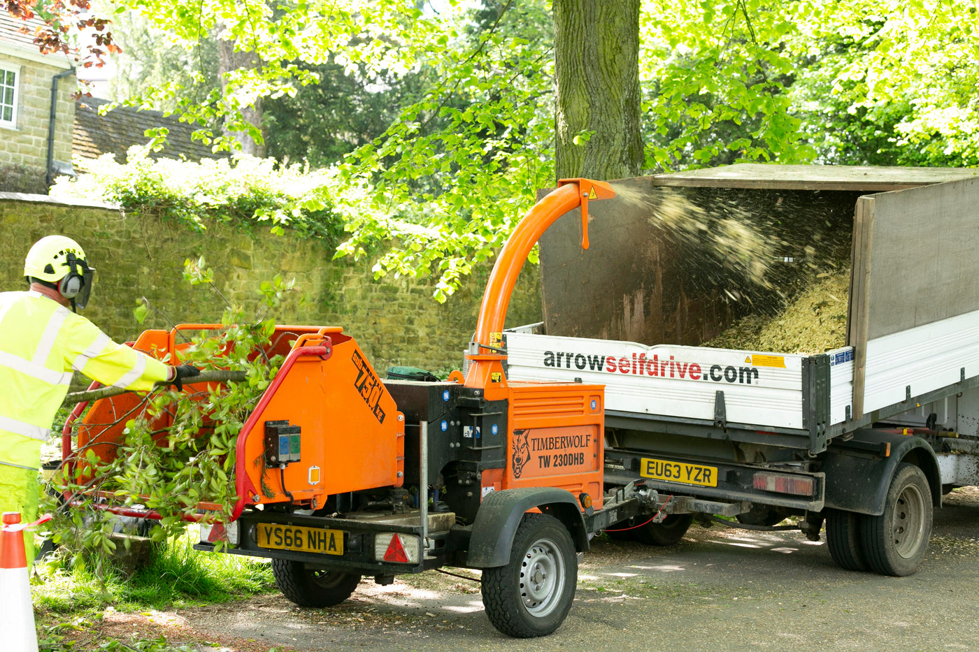 Timberwolf Chipper Blades: When to Replace Them, Installation Tips & Buying Guide