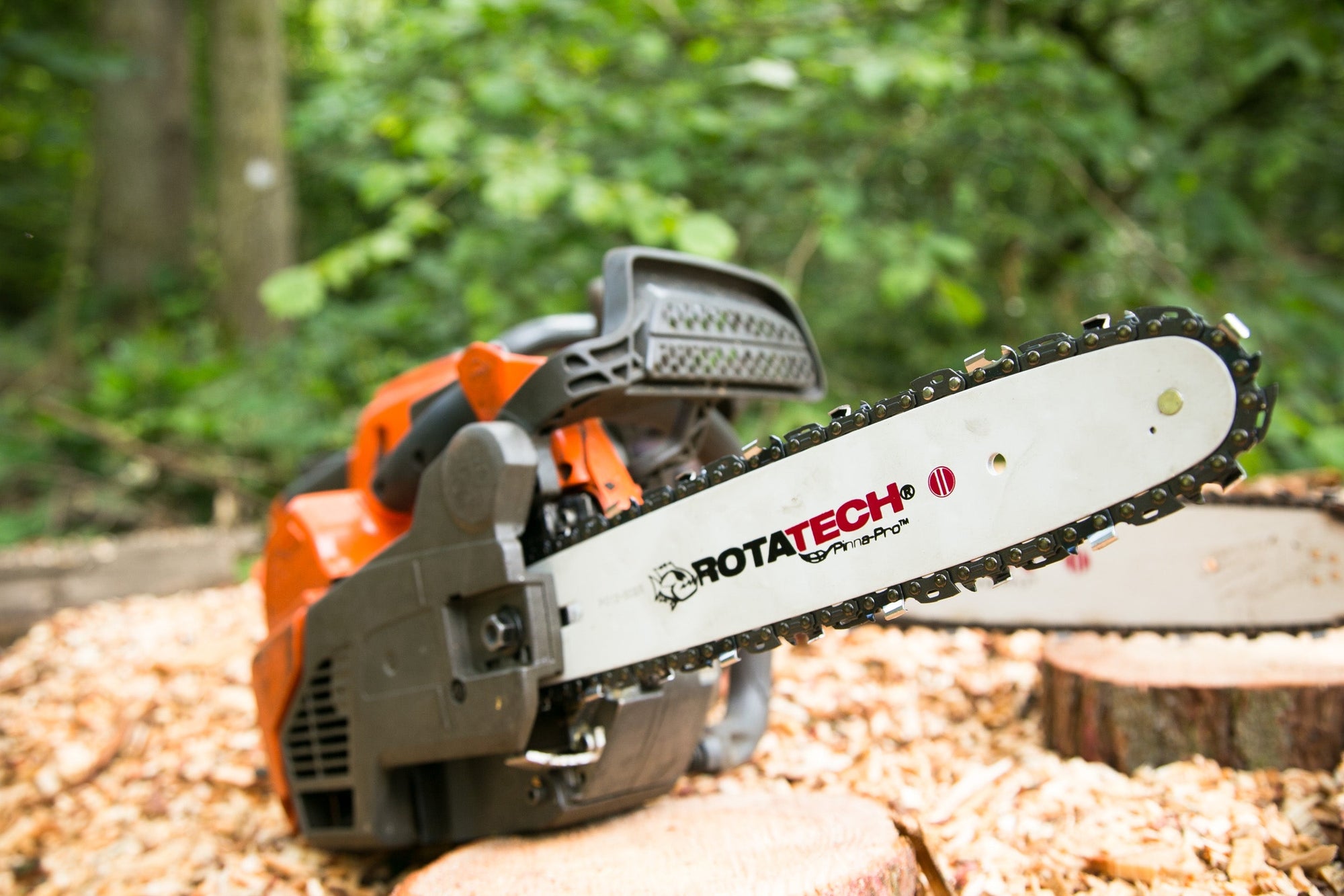 How to Put a Chain Back on a Chainsaw