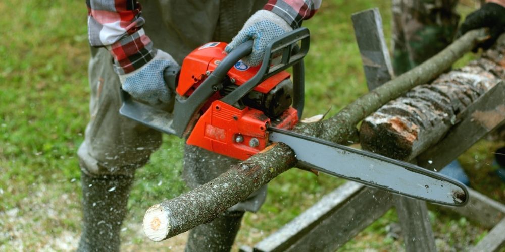 What is The Best Home Chainsaw?