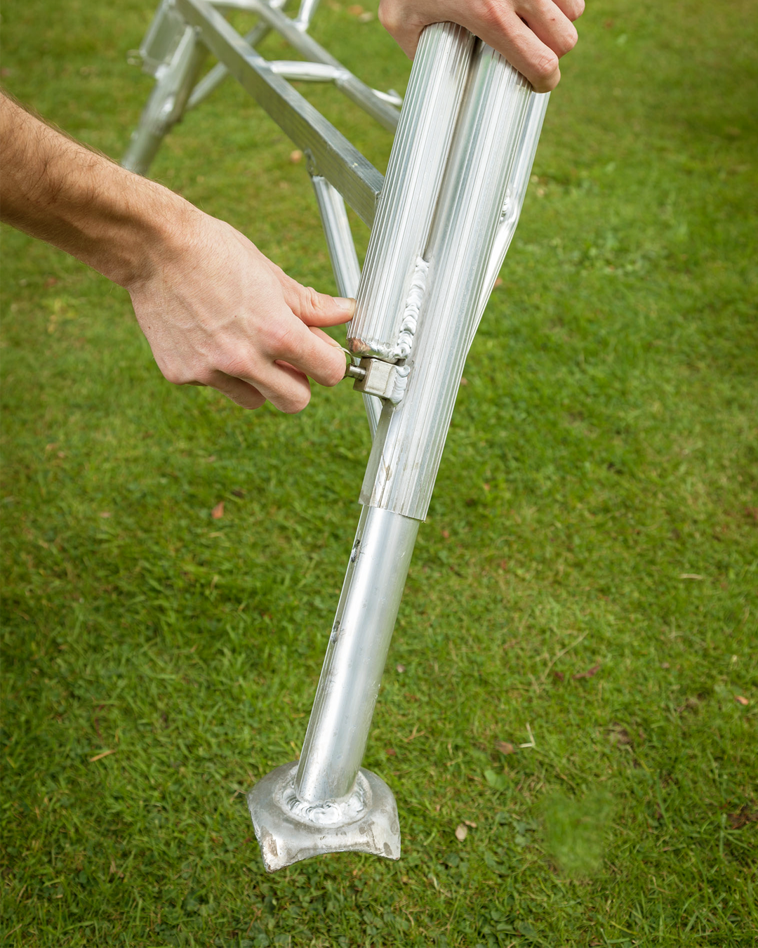 Crown 3 Leg Adjustable Tripod Ladders