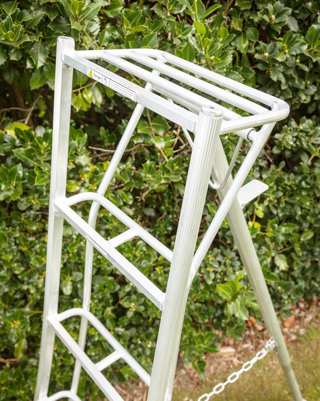 Crown 3 Leg Adjustable Tripod Ladders